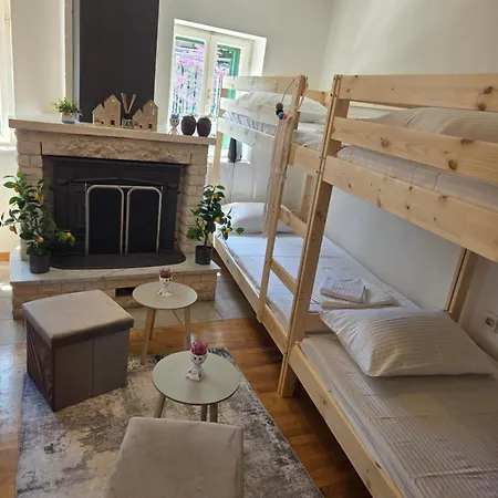 Deluxe Relaxation * Split